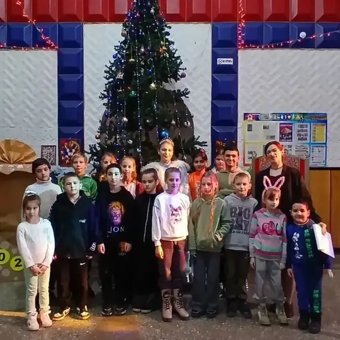 игровая программа " Рождественские забавы"