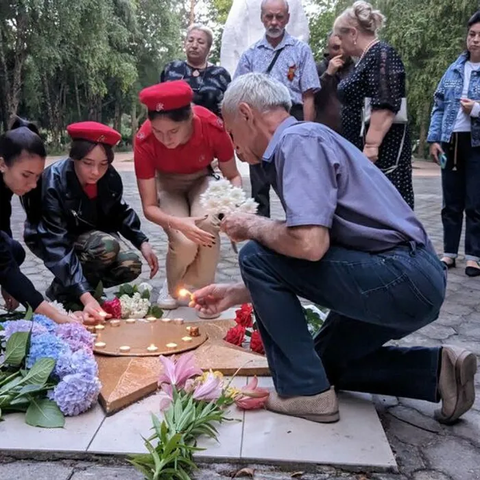 "Свеча памяти"