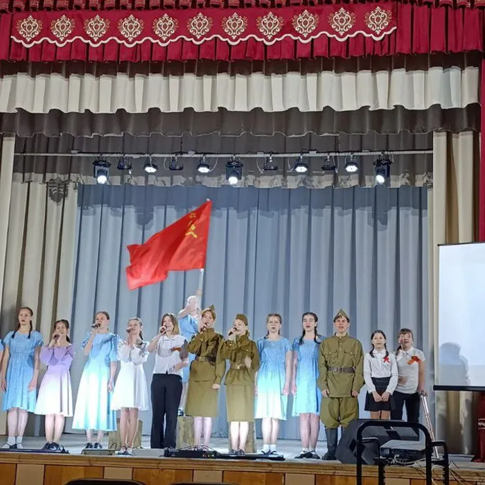 литературно-музыкальная композиция "Войне наперекор"
