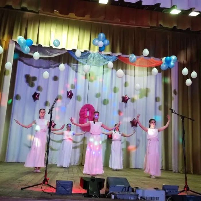 праздничный концерт «О женщинах с любовью»