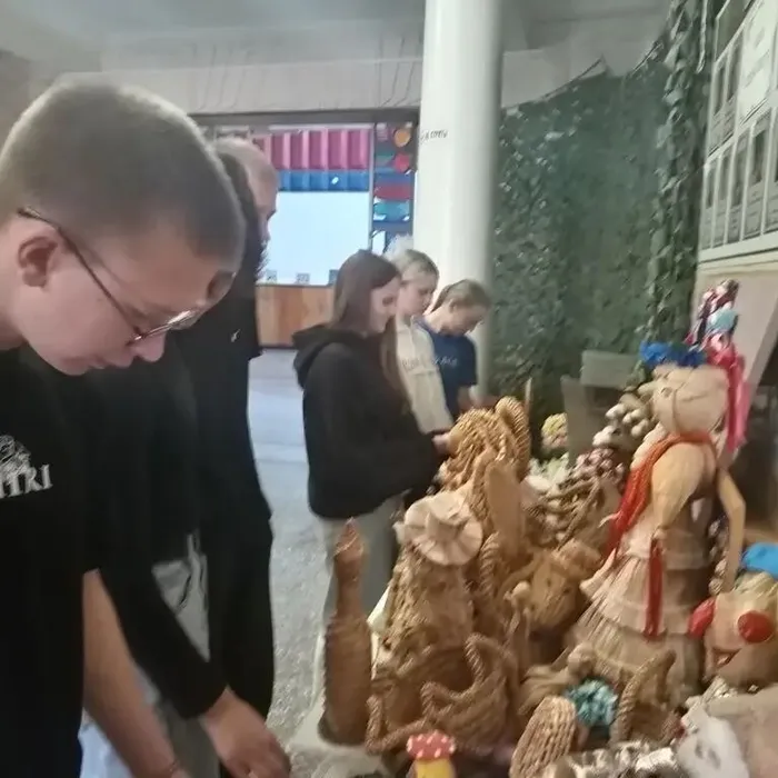 выставка декоративно-прикладного искусства "В мире искусства»