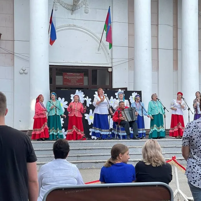 "Семья, согретая любовью. "