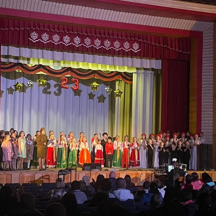 "ЗАЩИТНИКАМ СЛАВА"