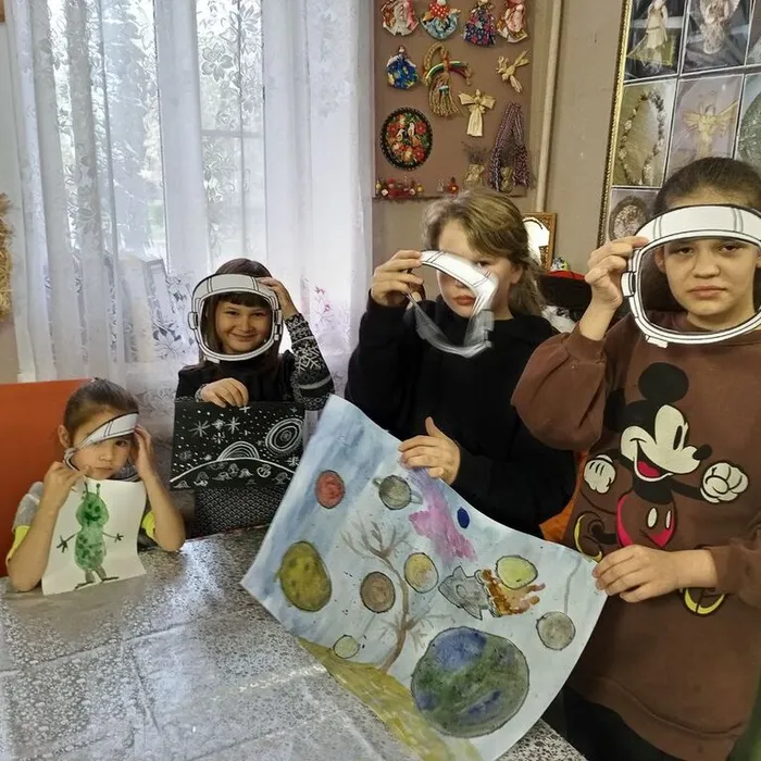 состоялся час рисунка "Космос"