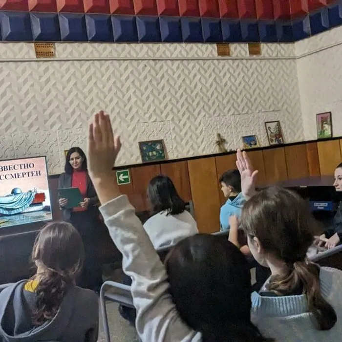  "Имя твоë неизвестно, подвиг твой бессмертен".